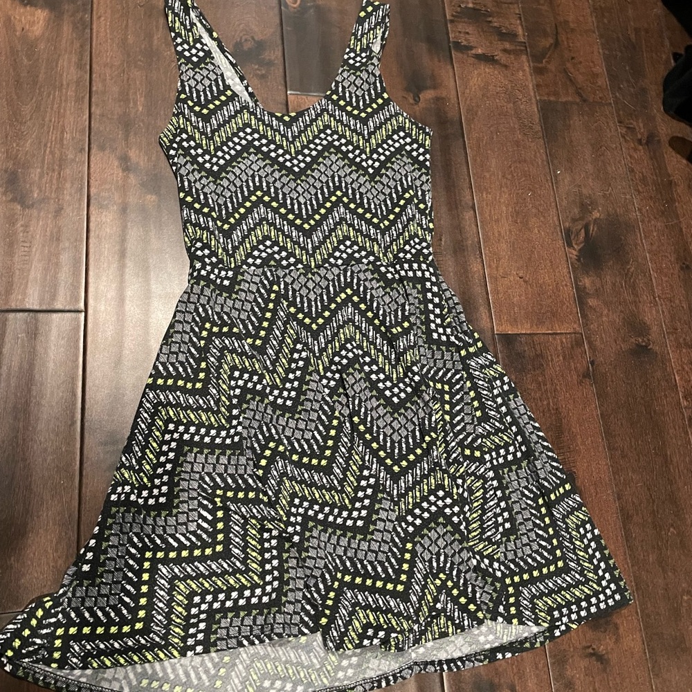 Wet Seal Black and Green Chevron Mini Dress